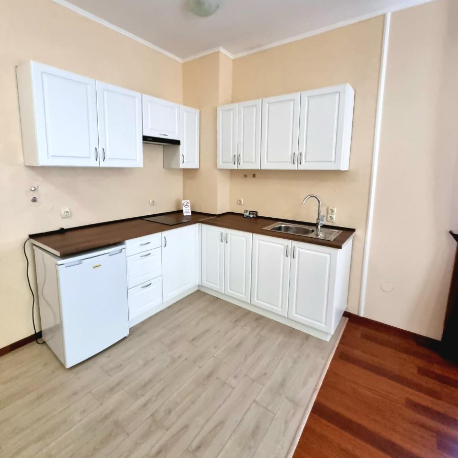 Helen Hotel Mykolaiv Dış mekan fotoğraf