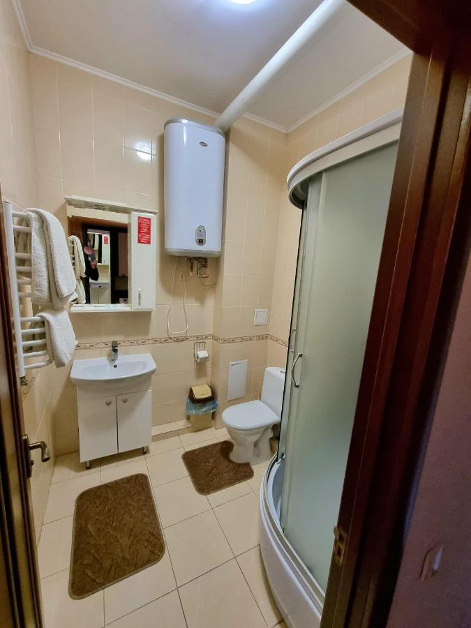 Helen Hotel Mykolaiv Dış mekan fotoğraf