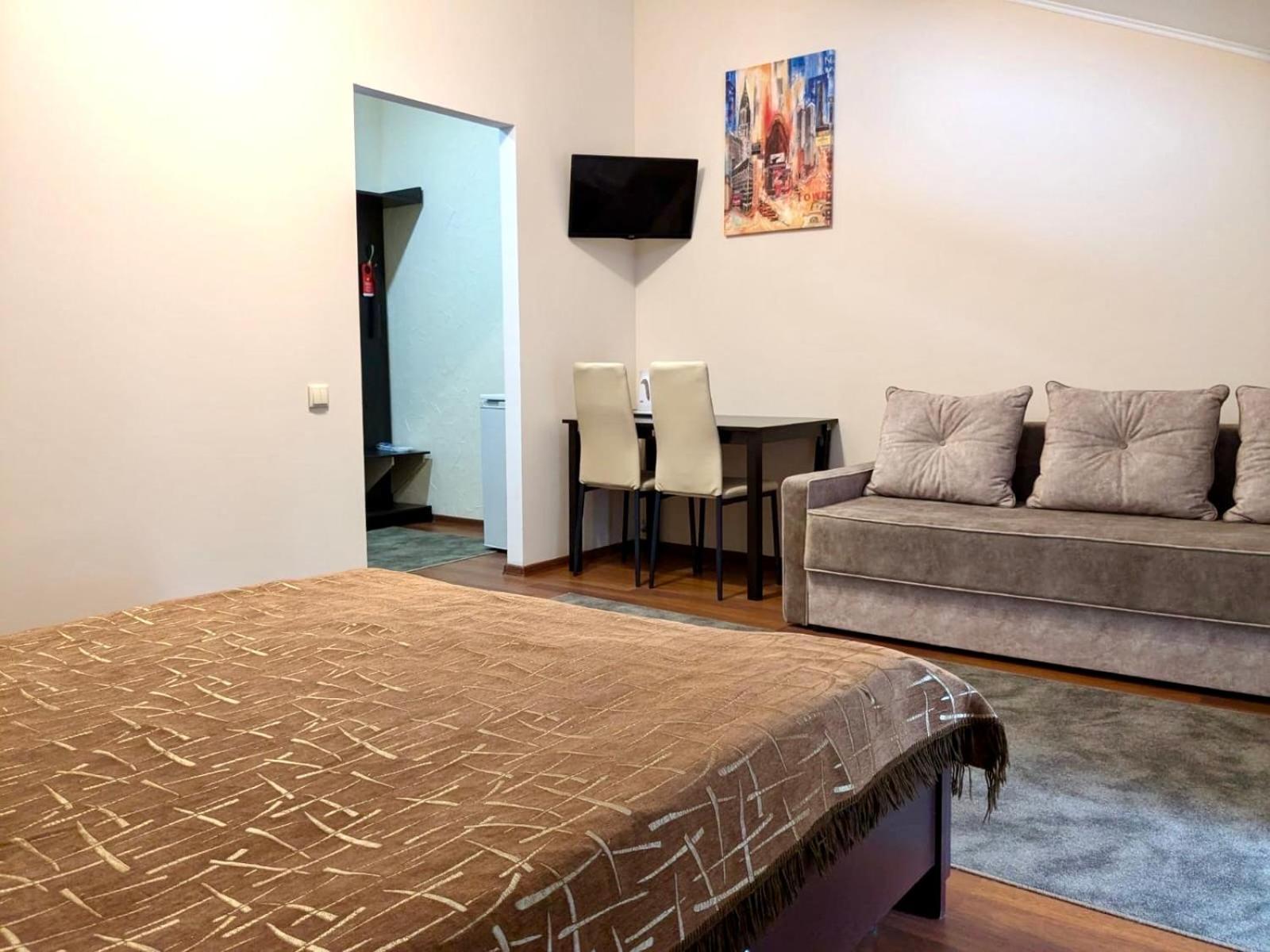 Helen Hotel Mykolaiv Dış mekan fotoğraf