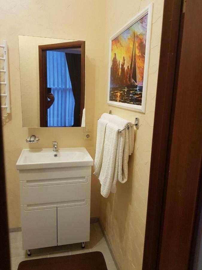 Helen Hotel Mykolaiv Dış mekan fotoğraf
