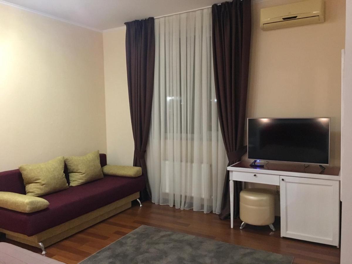 Helen Hotel Mykolaiv Dış mekan fotoğraf